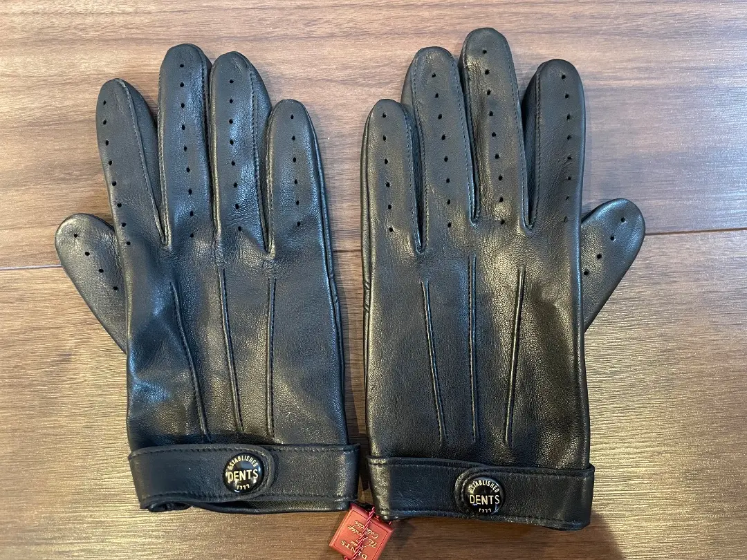 【値下げ◎美品】デンツ ドライビンググローブ 007 スペクター 英国製 美品】デンツ ドライビンググローブ 007 スペクター 英国製