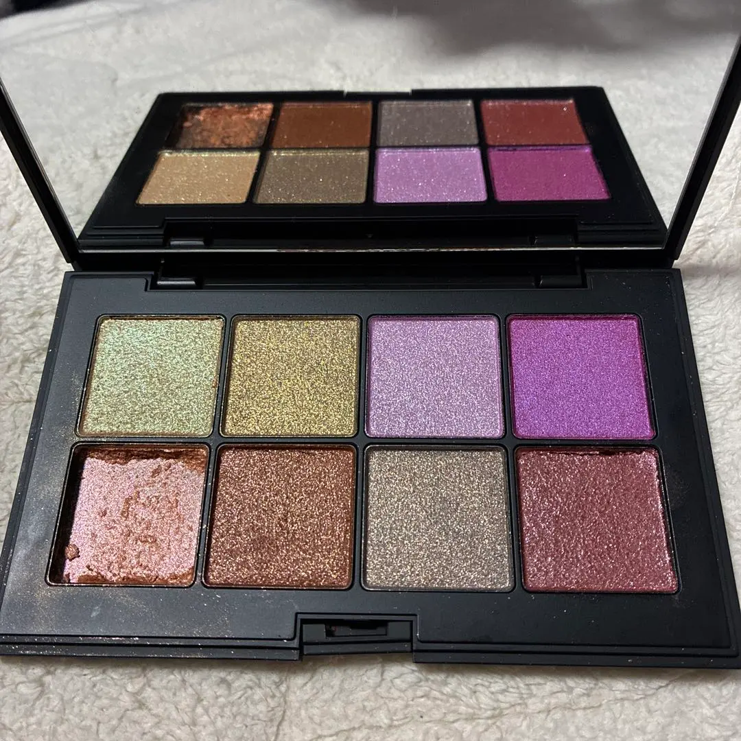 Thumbnail of Eyeshadow Palette, 8 Colors, Metallic Colors