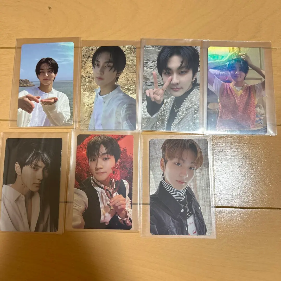 Thumbnail of ENHYPEN Jungwon Trading Card 7-Piece Set