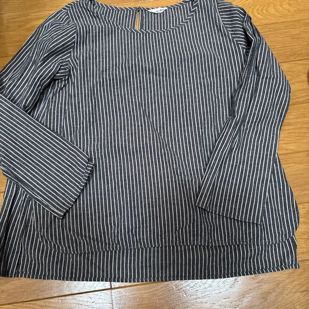 Thumbnail of SM2 blouse