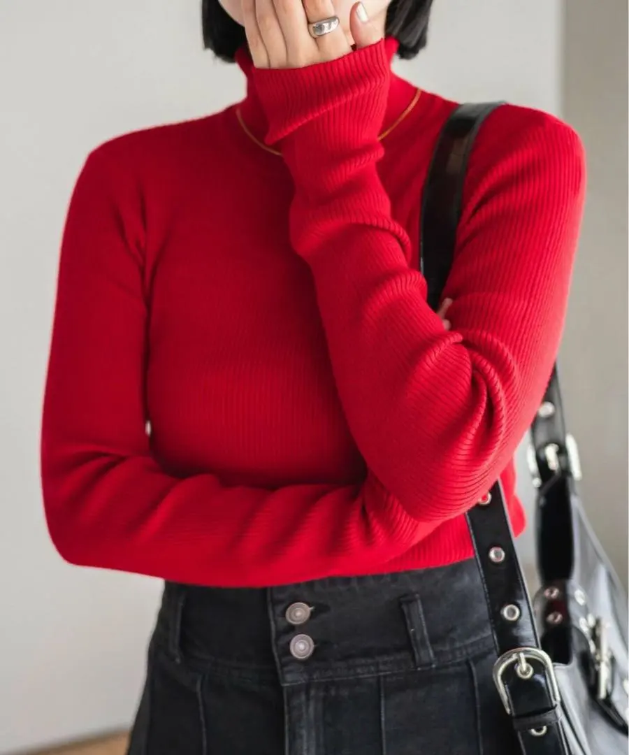 Thumbnail of Red ribbed knit long-sleeved turtleneck