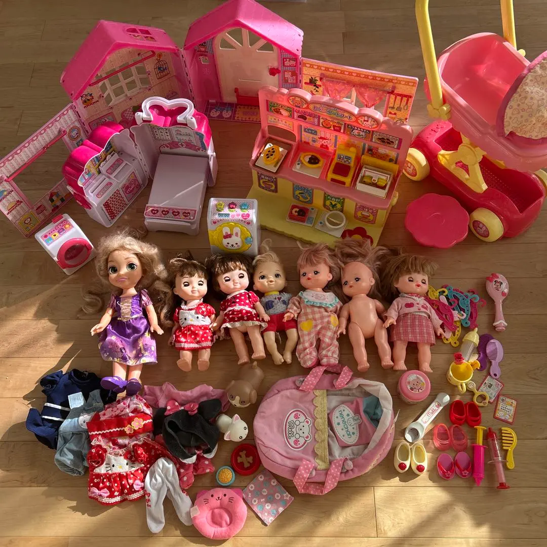 Thumbnail of Mer-chan (doll) - Bundle: House, Stroller, Food Court, Hospital, Washing Machine, Doll