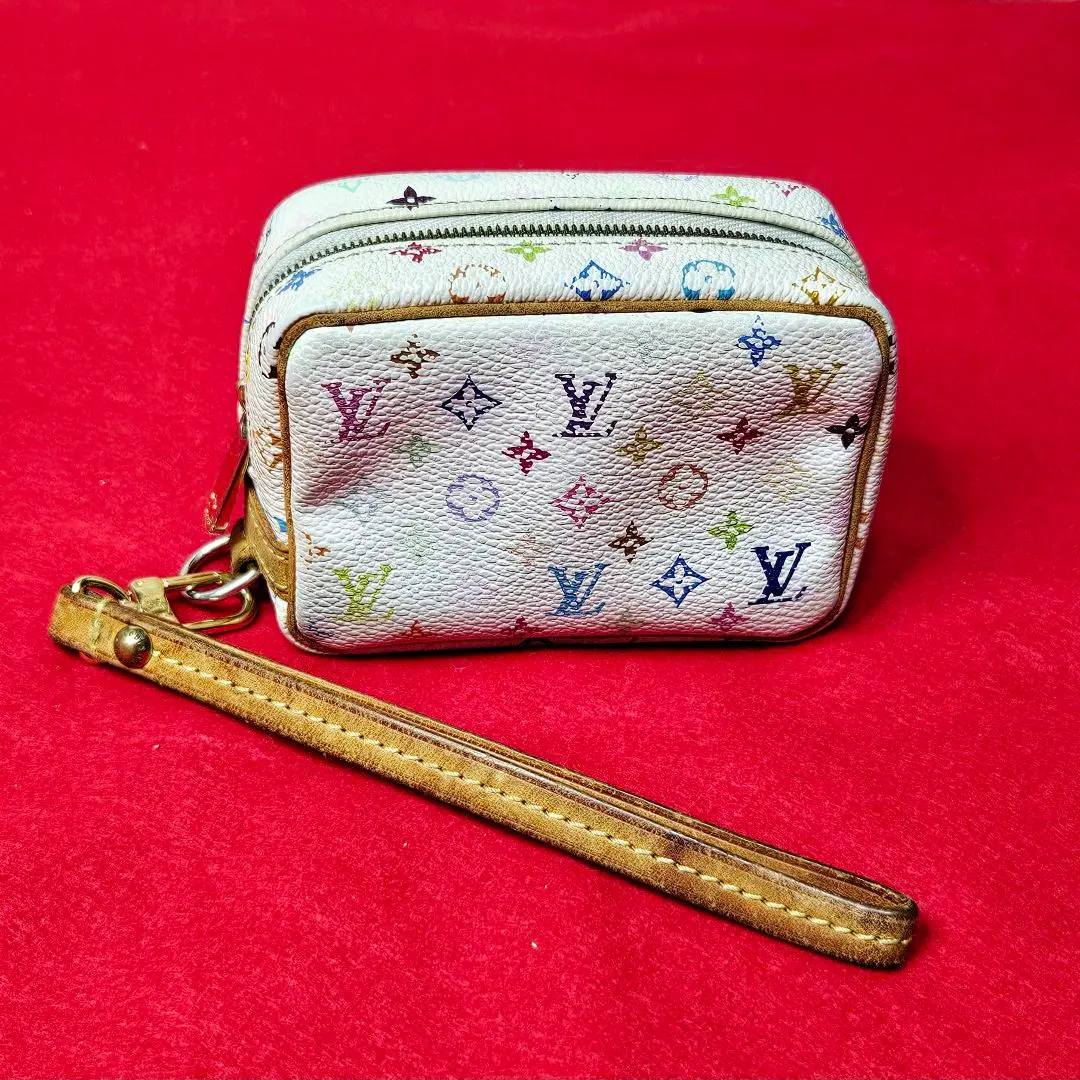 ⭐︎ルイヴィトントゥルースワピティポーチ　マルチカラー　ブラック LOUIS VUITTON - 極美品 LOUIS VUITTON ルイヴィトン ポーチ