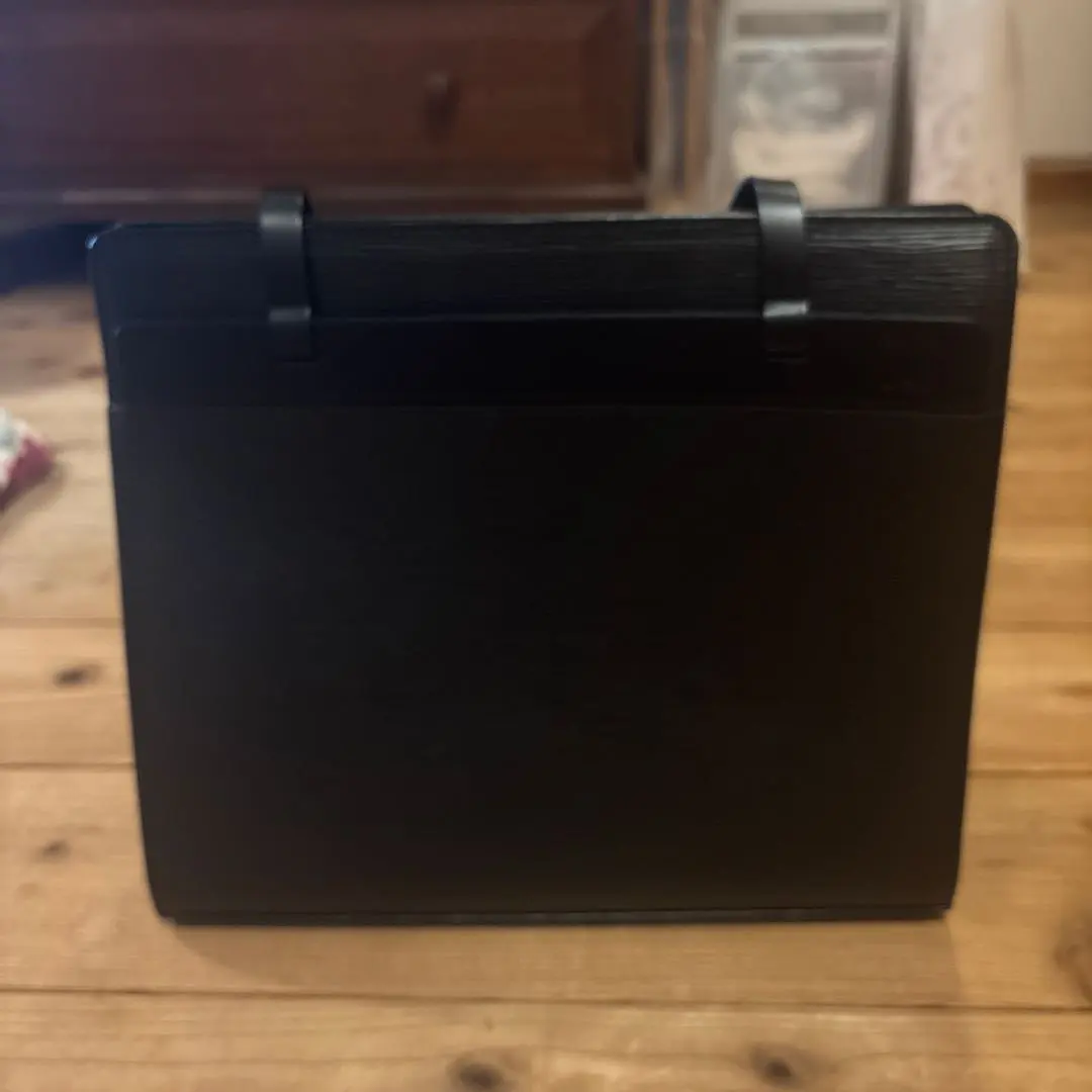 Thumbnail of Louis Vuitton bag