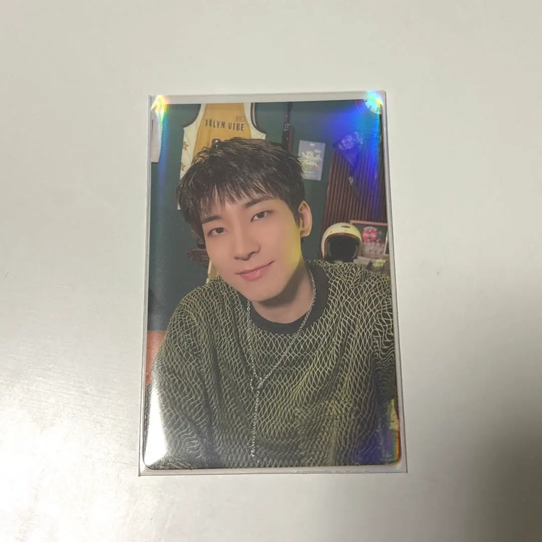 Thumbnail of SEVENTEEN Wonwoo HEAVEN trading card