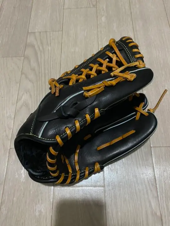 Thumbnail of Mizuno Verifine Soft Baseball Glove