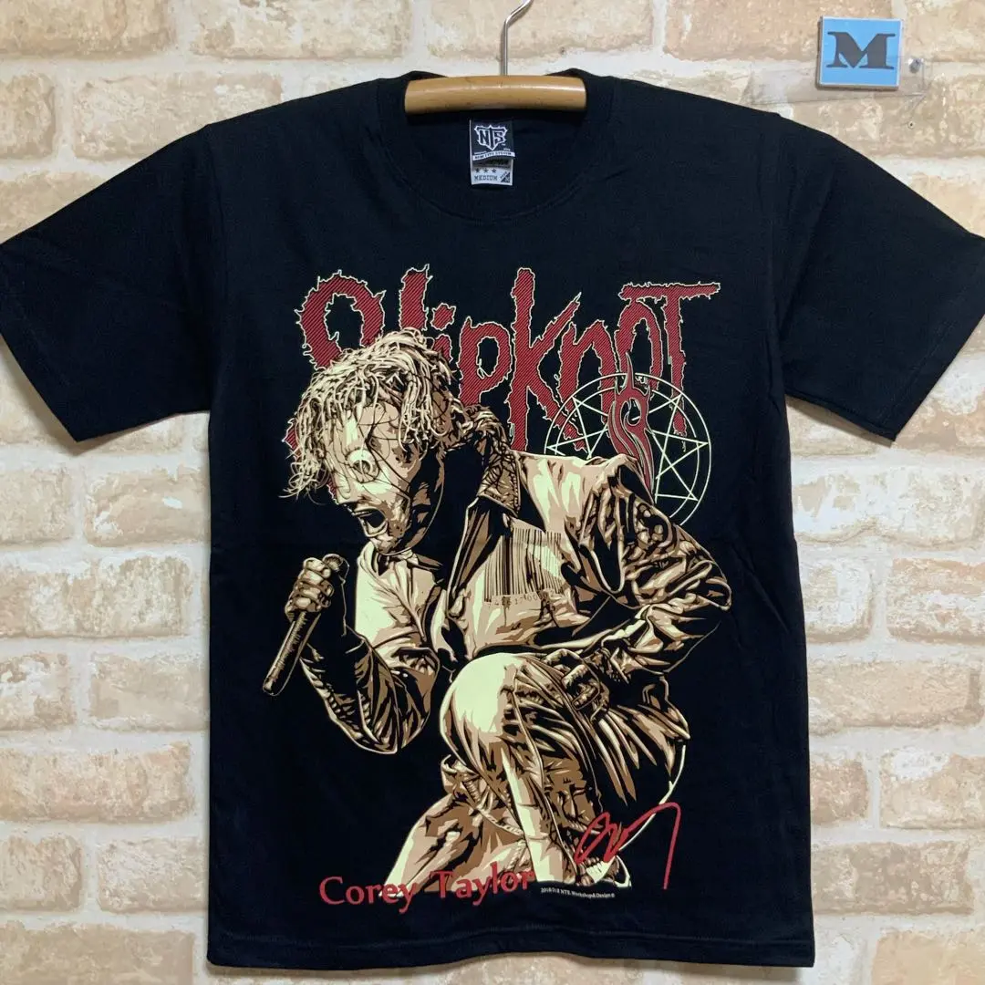 コリィ・テイラー　日本限定デザインＴシャツ、直筆サイン入りラミネートパス コリィ・テイラー 日本限定デザインTシャツ、直筆サイン入り