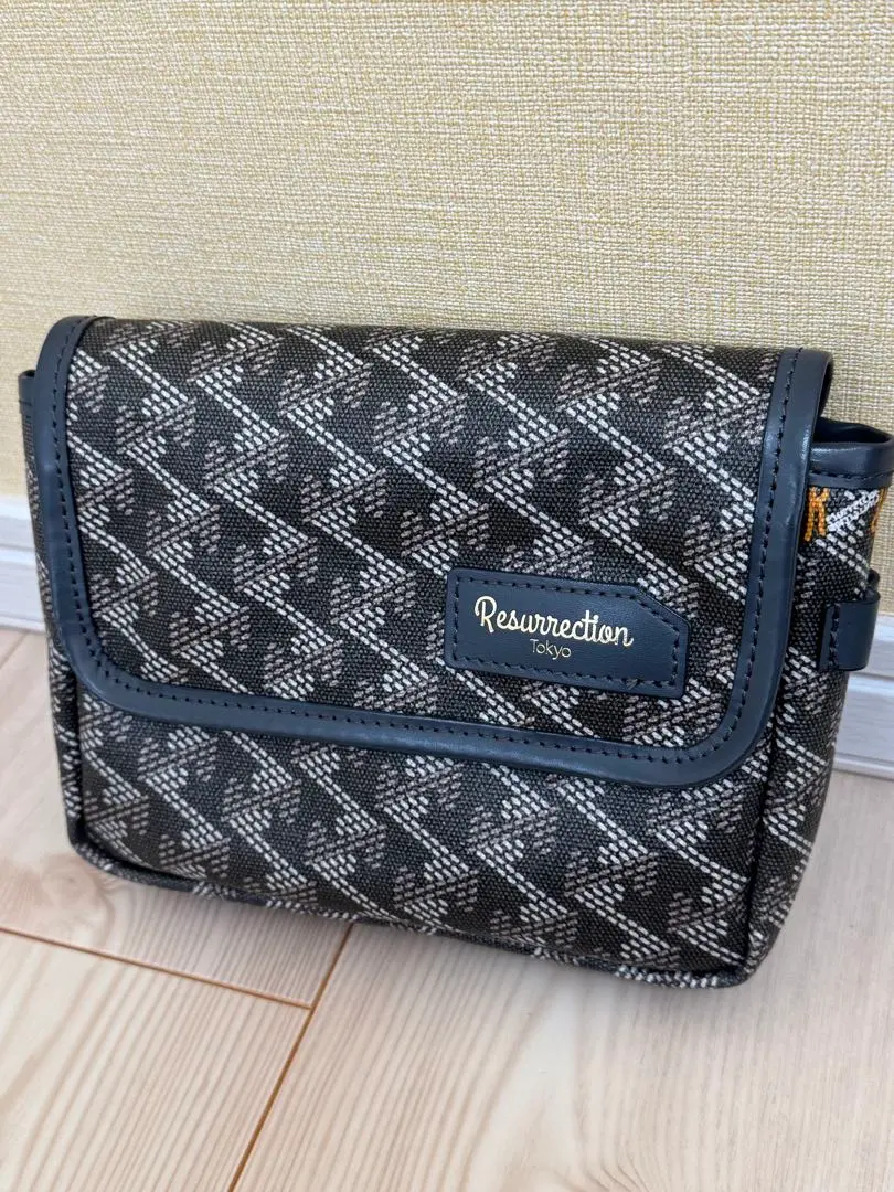 【新品未使用】レザレクション ウエストポーチ　ハスキーグレー e_e様専用 レザレクション ウエストポーチ ハスキーグレー 美品 即決