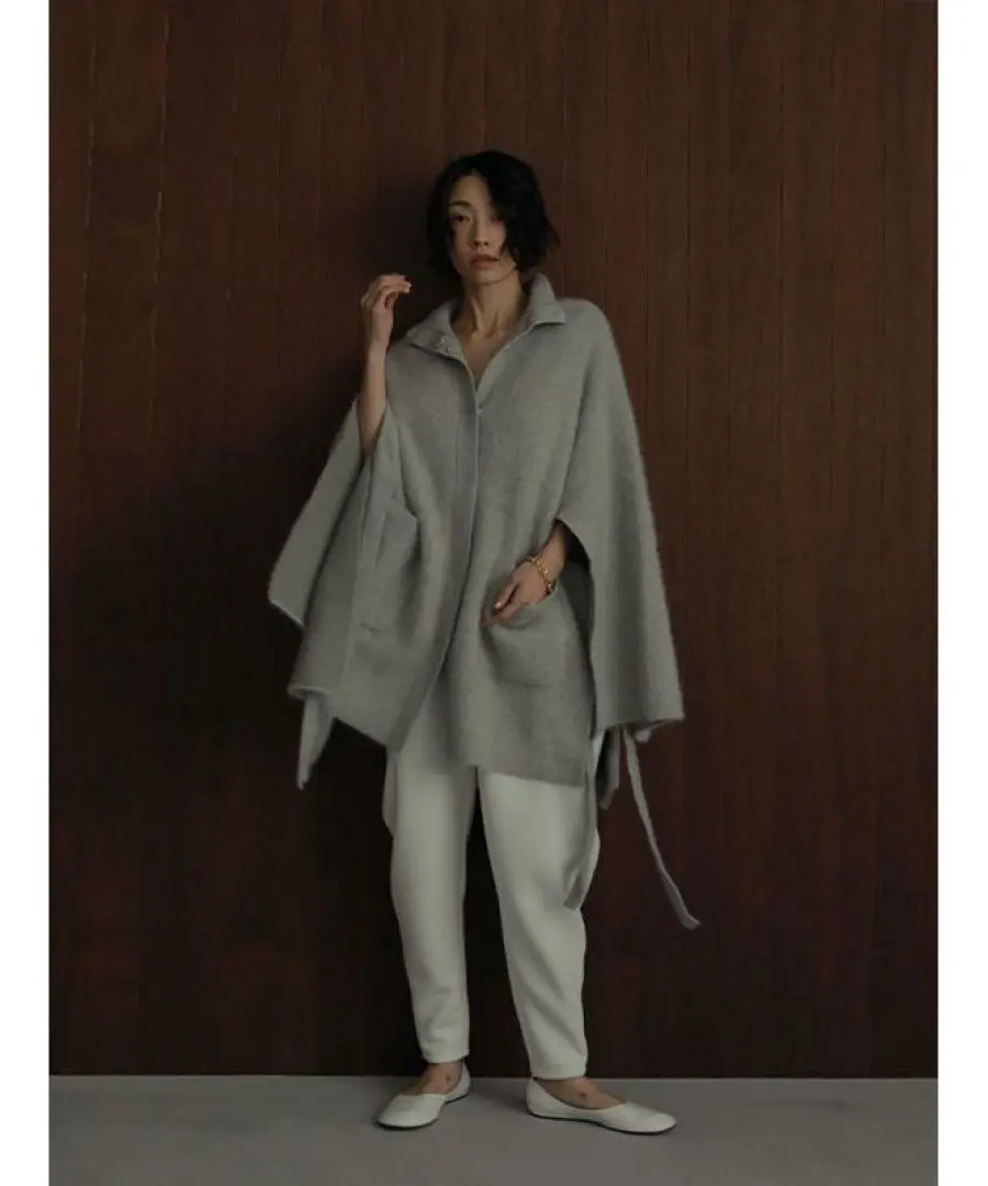maple ETRE TOKYO ベージュ ポンチョ・ケープコート maple 様専用ETRE TOKYO ベージュ ポンチョ・ケープコート