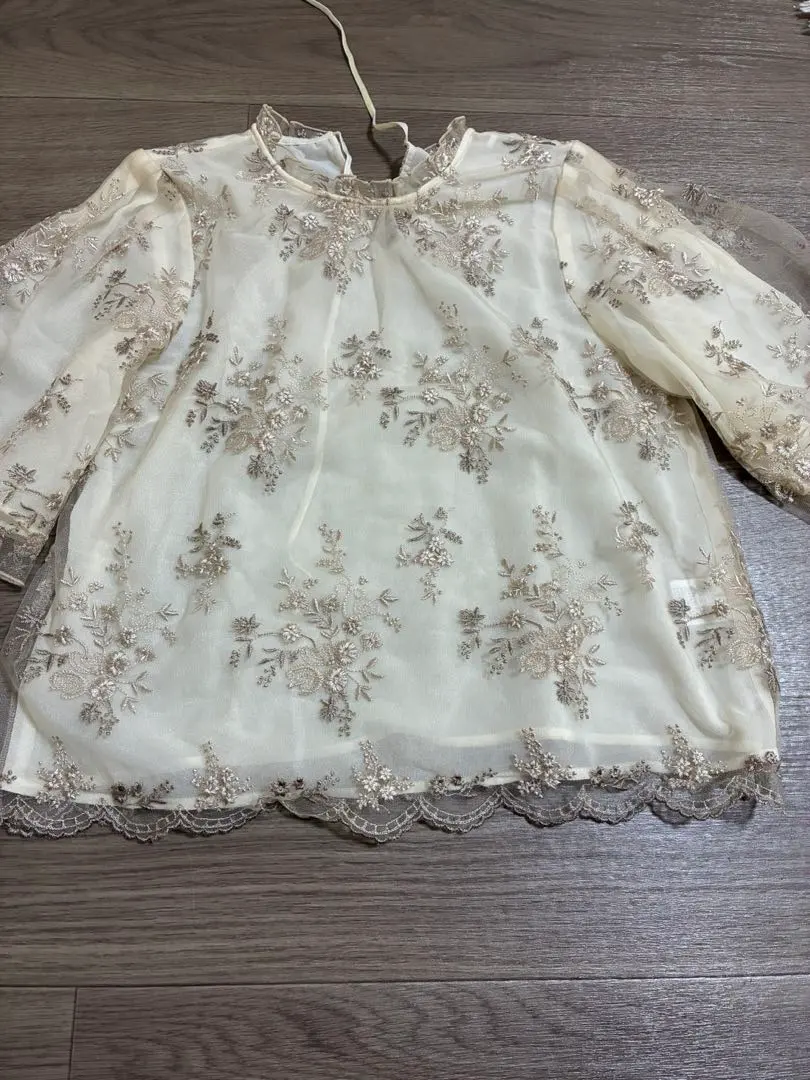 Thumbnail of Mysty woman Floral Embroidered Short Sleeve Blouse