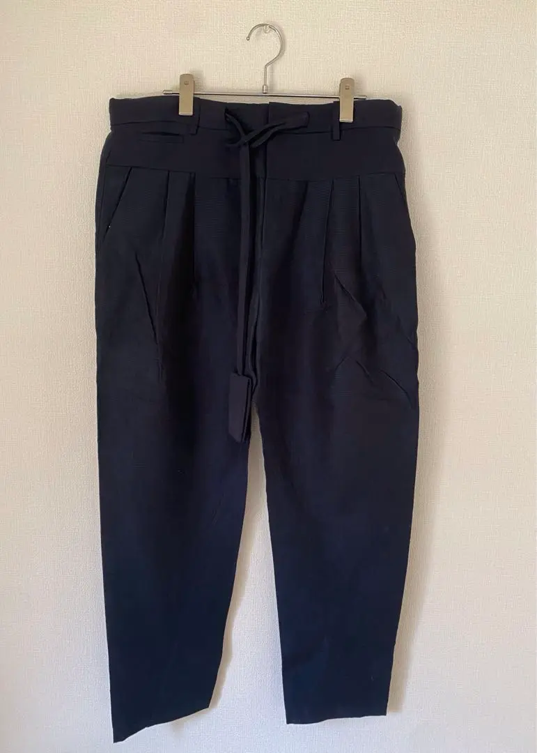 【新品未使用】FFIXXEDパンツ　ネイビー 新品未使用】FFIXXEDパンツ ネイビー