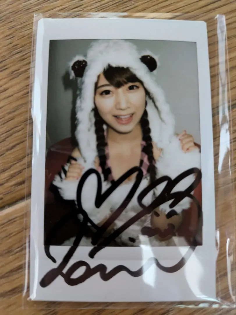 【初川みなみ】はっつ 直筆サイン入り　イベントカード　ジュートク Amazon.co.jp: 初川みなみ 6点セット 直筆サイン入りチェキ5枚