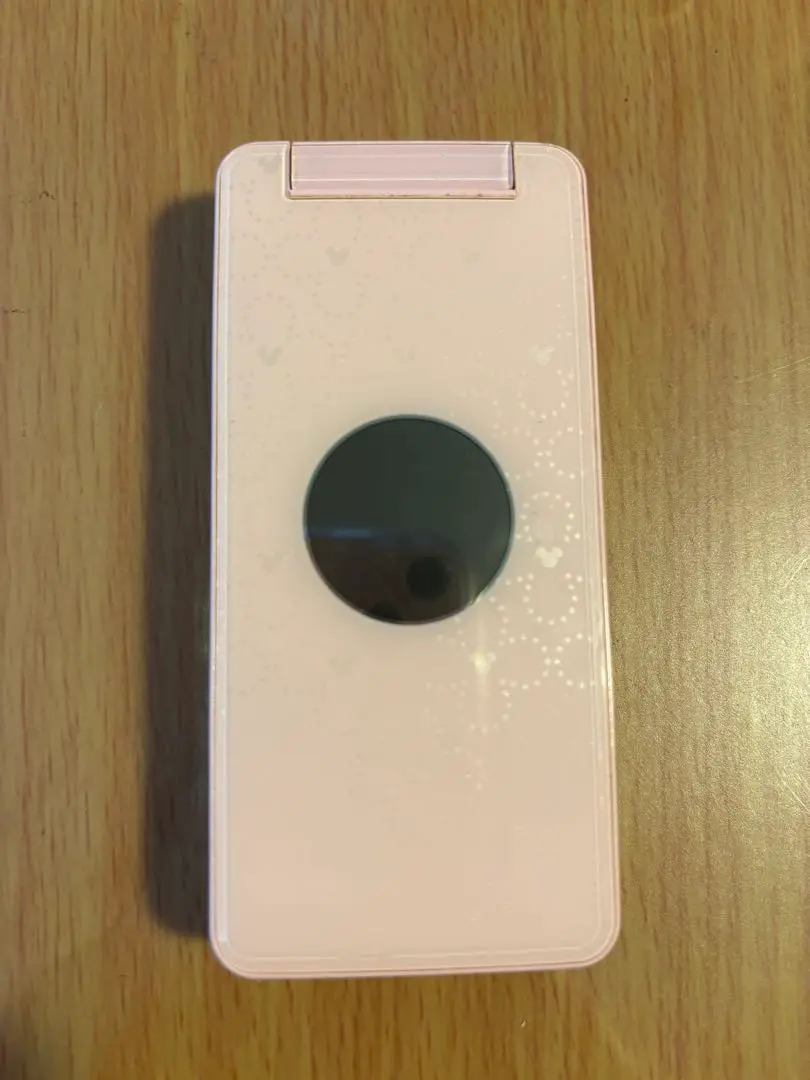 携帯電話本体 Disney Mobile DM004SH CHANPANG GOLD ディズニー・モバイル、「DM004SH」を17日発売 - ケータイ Watch
