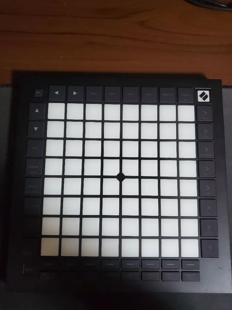 Novation Launchpad Pro MK3 的縮圖
