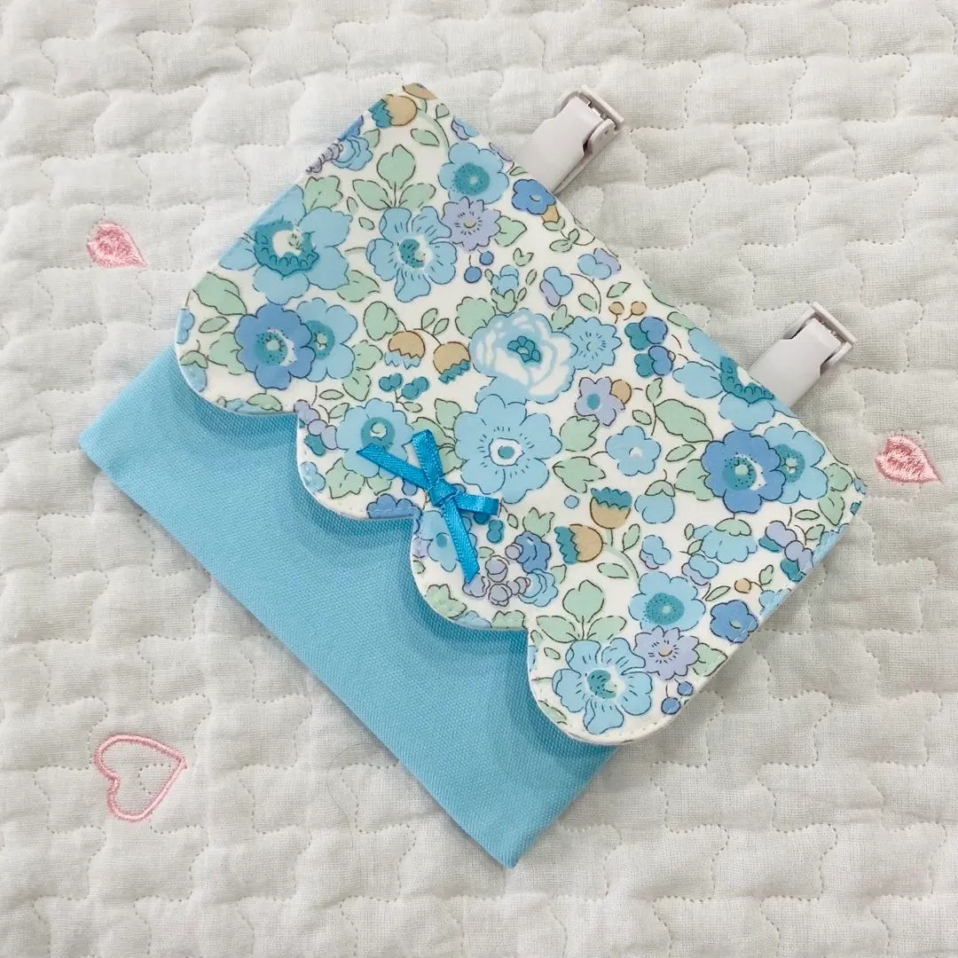 Thumbnail of Handmade * Mobile Pocket Scalloped Betsy x Light Blue