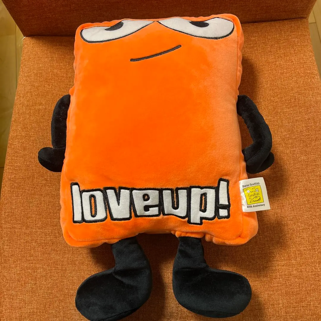 ポルノグラフィティ love up！会員限定商 品ポレンジくんネックピロー ポレンジくんネックピロー love up!会員限定グッズ
