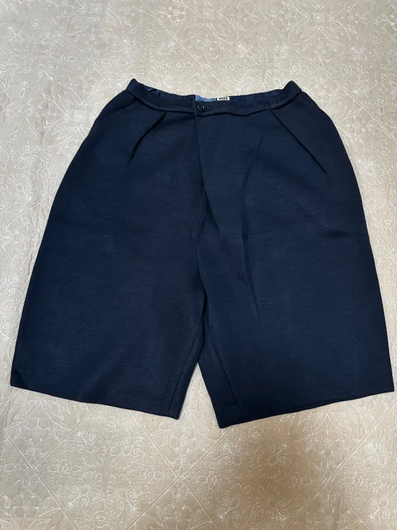 Thumbnail of Brand new, unused polyester half pants for autumn/winter