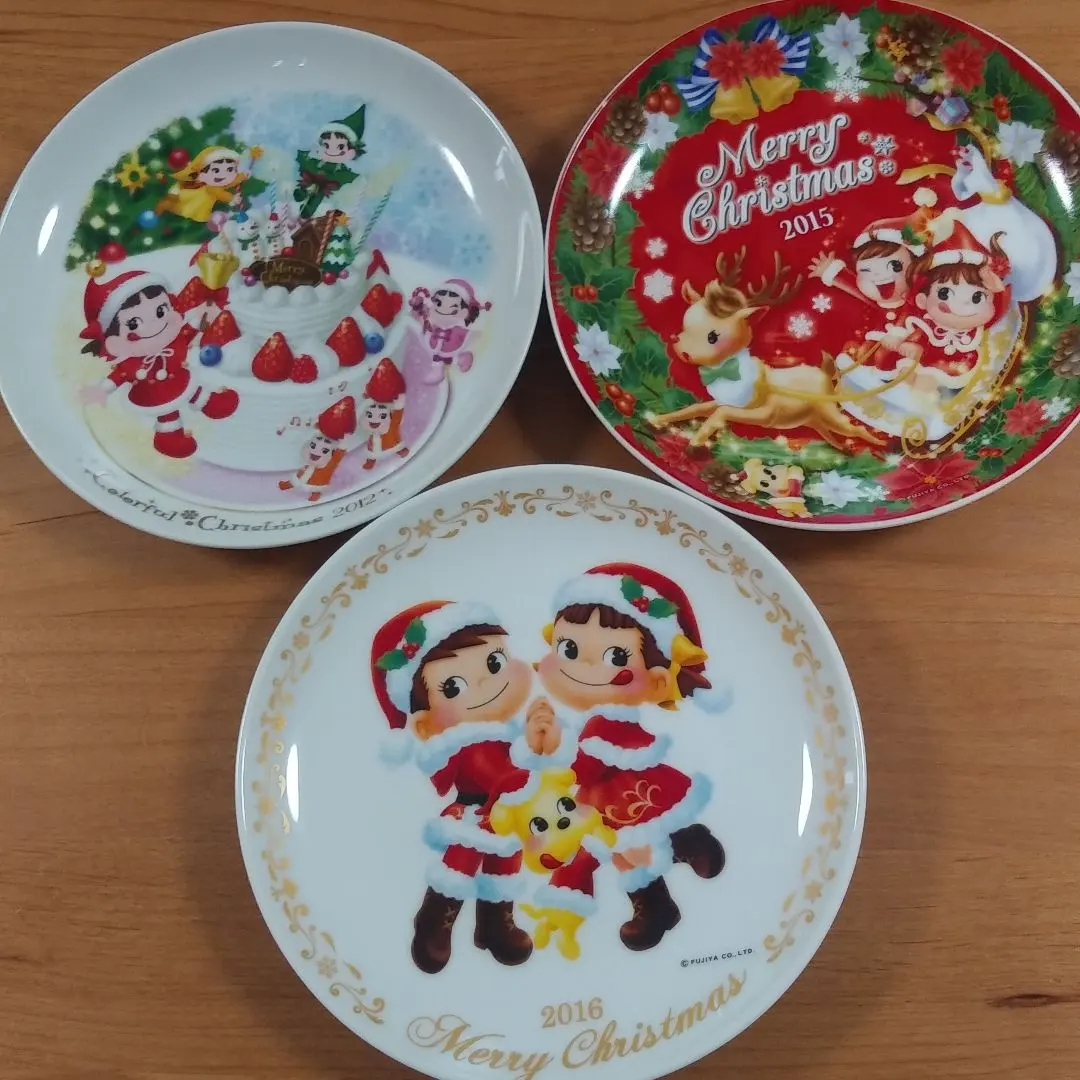 Thumbnail of Peko-chan Christmas Plate Set of 3