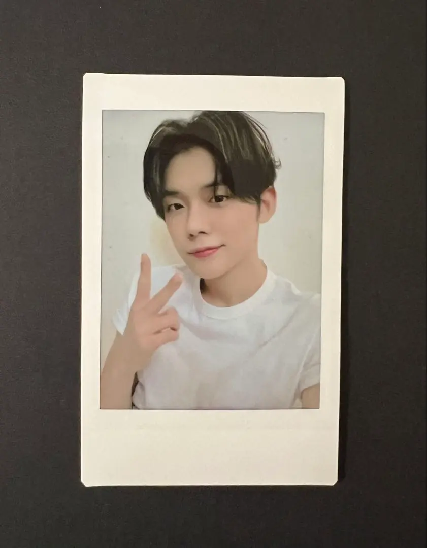 Thumbnail of txt summer together YEONJUN instant photo
