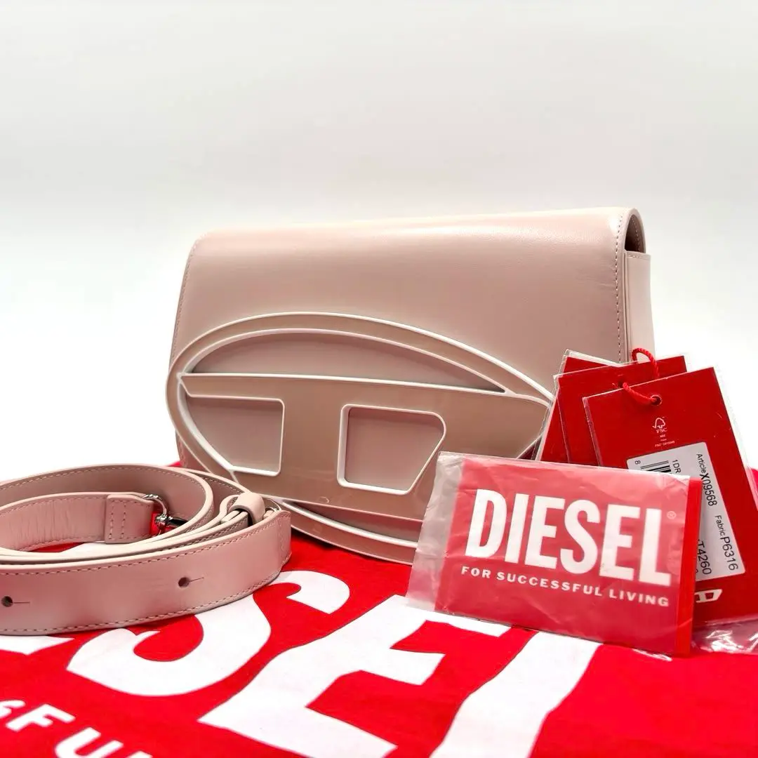 【未使用に近い】DIESEL ディーゼル 1DR ショルダーバッグ ライトピンク セール 23%OFF】DIESEL ショルダーバッグ 1DR XS X08709 P6316