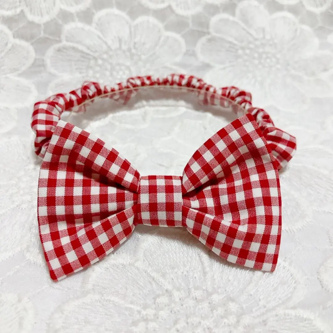 Thumbnail of Fine gingham, red, 25c