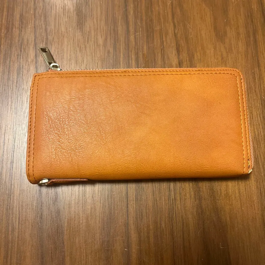 Thumbnail of Long wallet, no brand