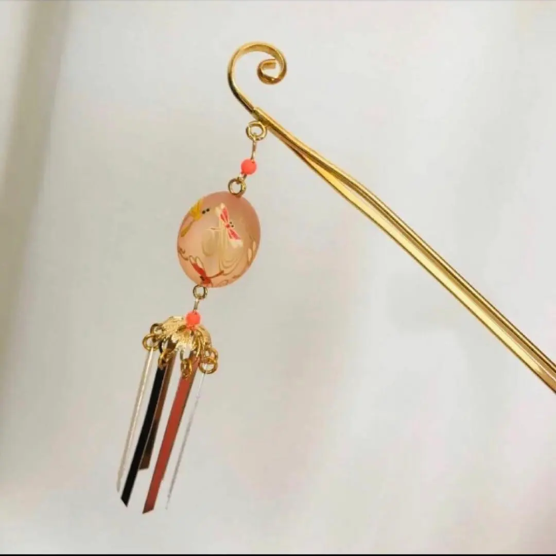 Thumbnail of Kimono, Japanese clothing, hair ornament, kanzashi, dragonfly, hair arrangement