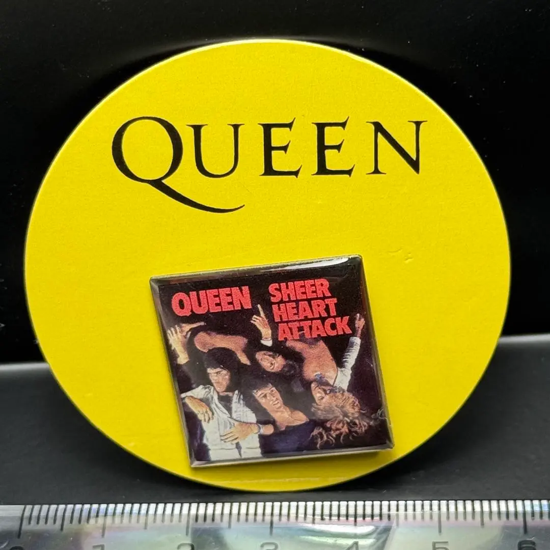 QUEEN クイーン ピンズカプセル　全10種 コンプリートセット Amazon.co.jp: 全10種 Queen クイーン - ピンズカプセル