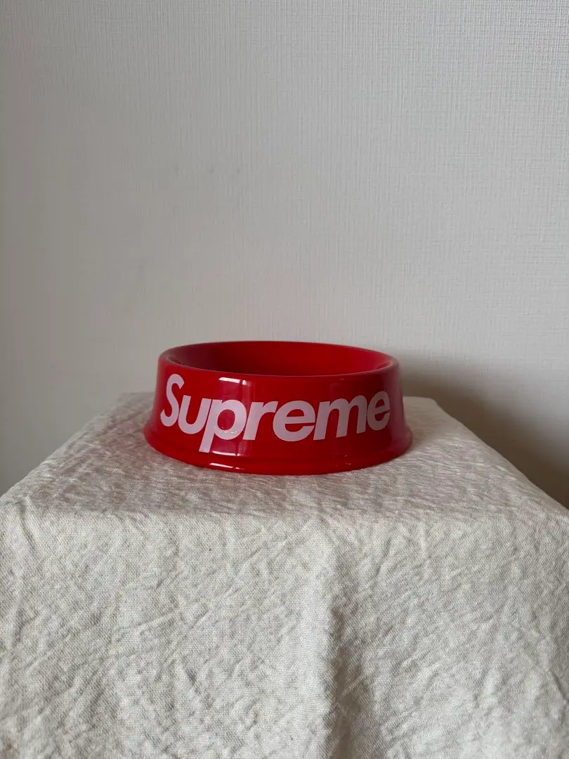 2025年最新】SUPREME 犬用品の人気アイテム - メルカリ