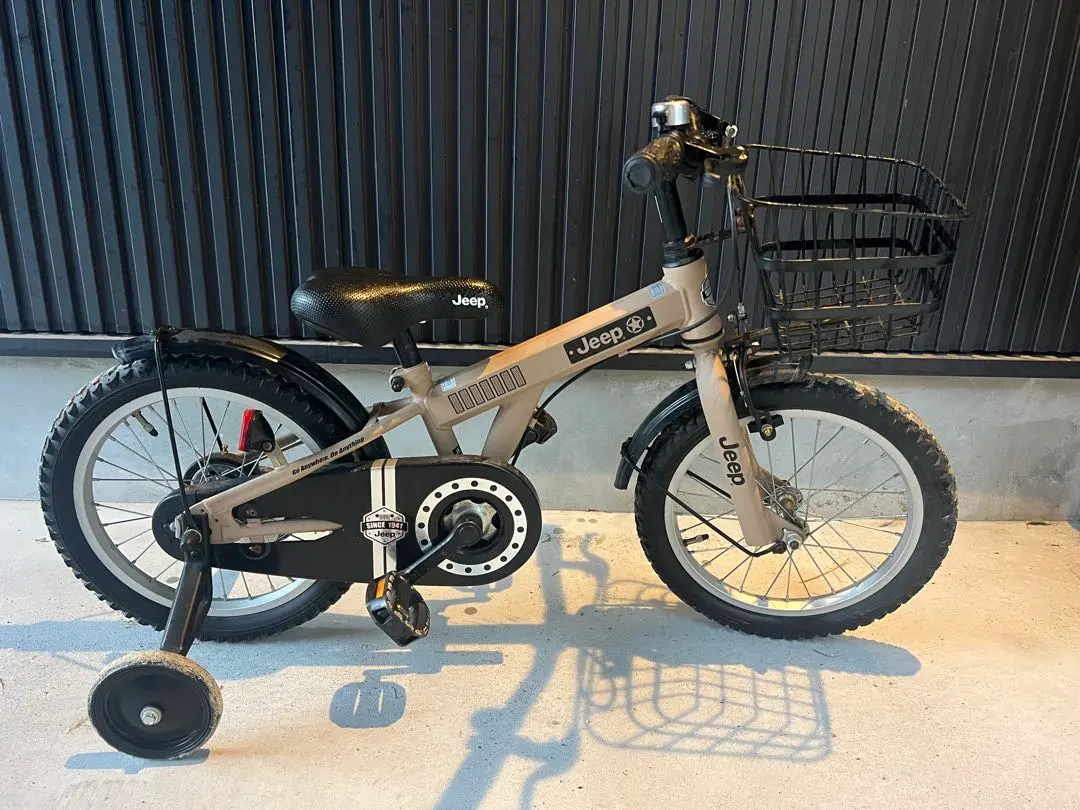 最終値下！【匿名配送／メルカリ便】Jeep 幼児用自転車 16インチ ベージュ 引き取り限定】Jeep 幼児用自転車 16インチ ベージュ - メルカリ