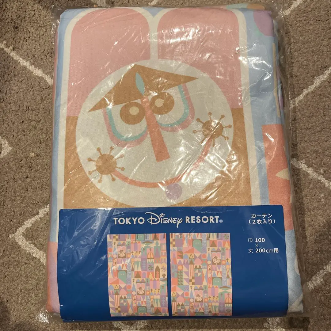 最終価格】 ディズニー イッツアスモールワールド カーテン