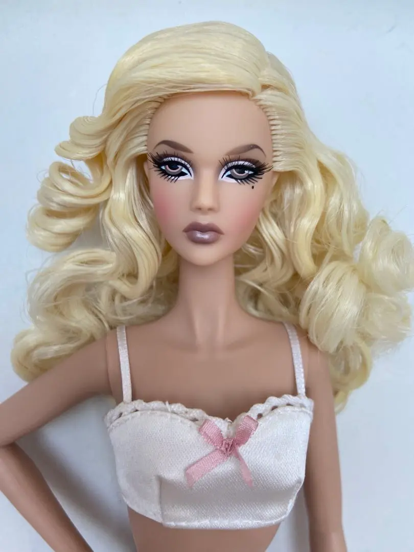 mizi doll プラチナジャーニー　ヘアカスタム Mizi Platinum Journey | Dutch Fashion Doll World