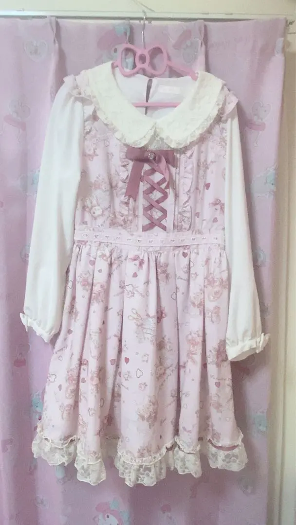 Thumbnail of Cat-themed dress