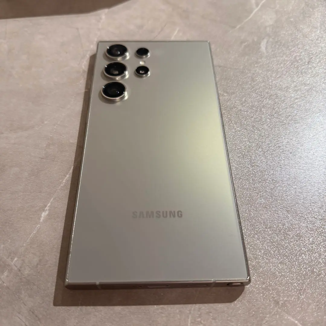 極美品 Galaxy S24 Ultra はいいろ256GB 香港 2025年最新】Galaxy S24 Ultra 香港の人気アイテム - メルカリ