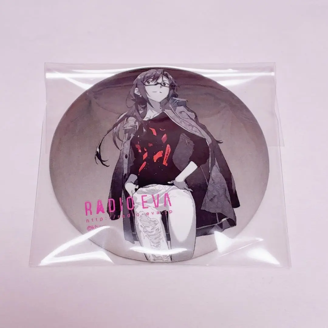 ラウンドワン　エヴァ　マリ　缶バッジ ラウンドワン エヴァ マリ 缶バッジ