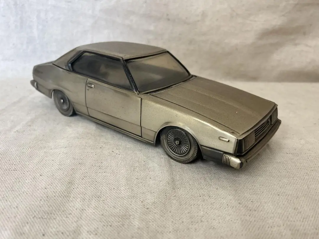 美品 シガレットケース 日産 スカイライン 2000 GT EX シルバー 金属 美品 シガレットケース 日産 スカイライン 2000 GT EX シルバー