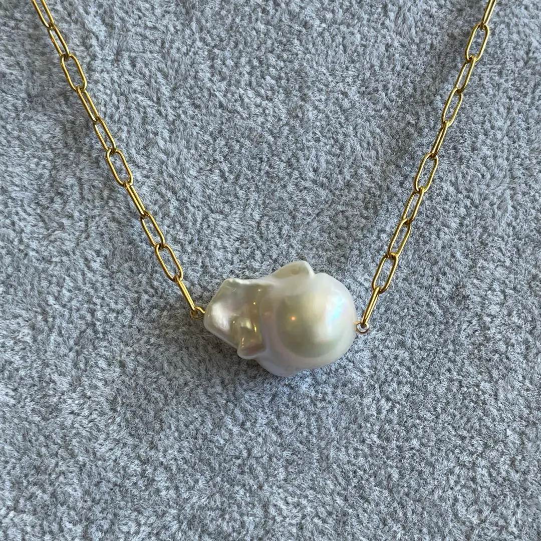 Thumbnail of Yellow gold color ✴︎ Baroque pearl long necklace