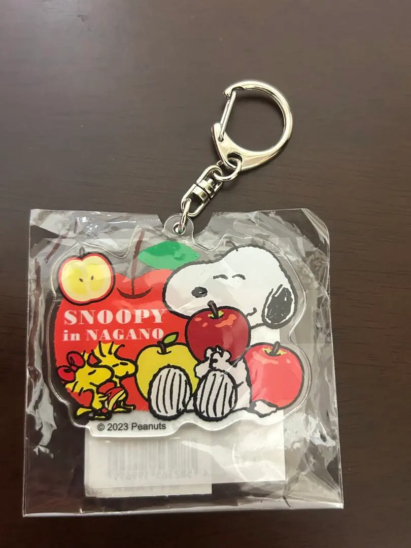 Thumbnail of 【Brand New & Unopened】Snoopy Keychain, Nagano Prefecture Limited Edition, Apple