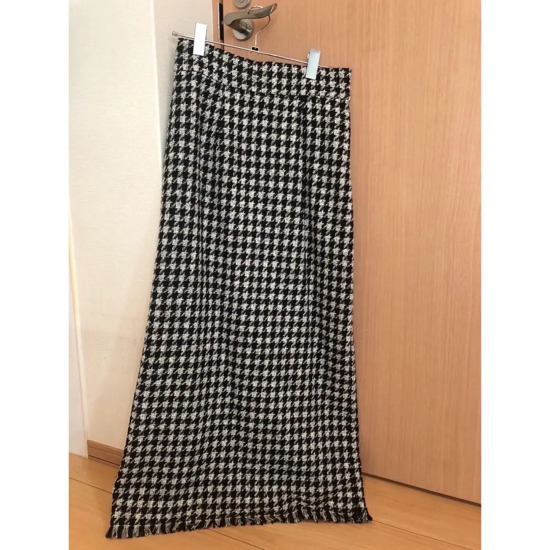 Thumbnail of New, Unused BAYFLOW Skirt Houndstooth Pattern Fashion Stylish Women's