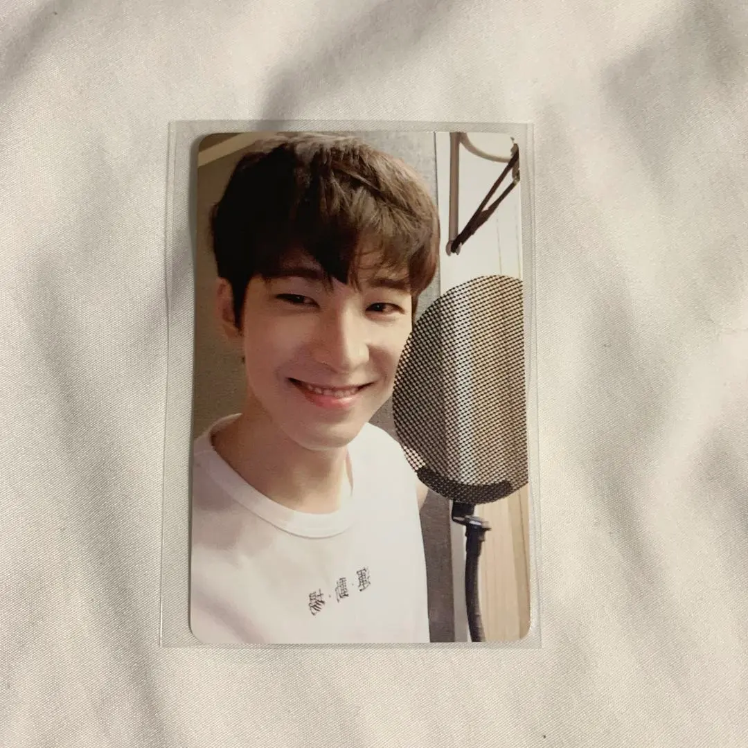 Thumbnail of SEVENTEEN Wonwoo trading card (photocard) Semicolon