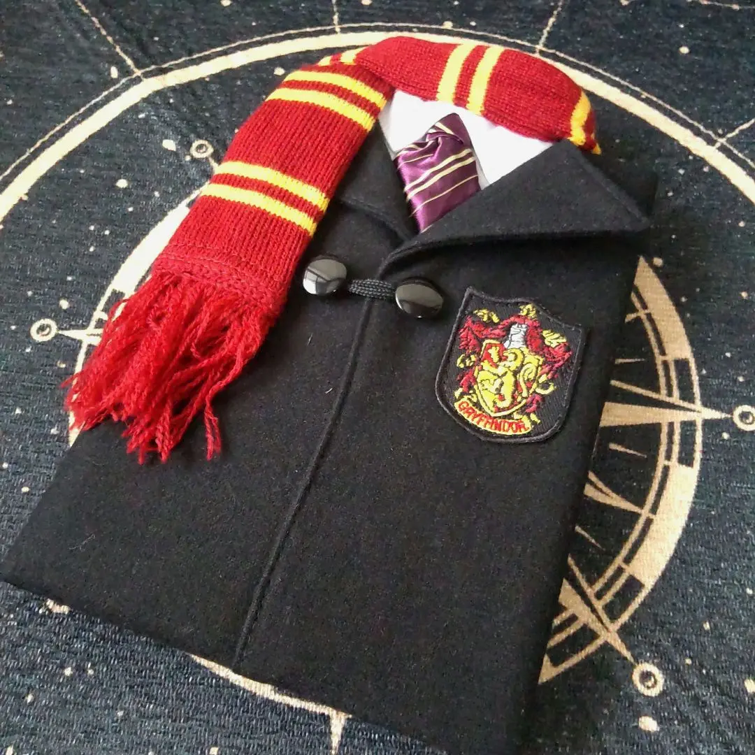 【未開封新品】USJ限定　ハリーポッター　ノート　グリフィンドール　制服 2025年最新】USJ グリフィンドール ノートの人気アイテム - メルカリ