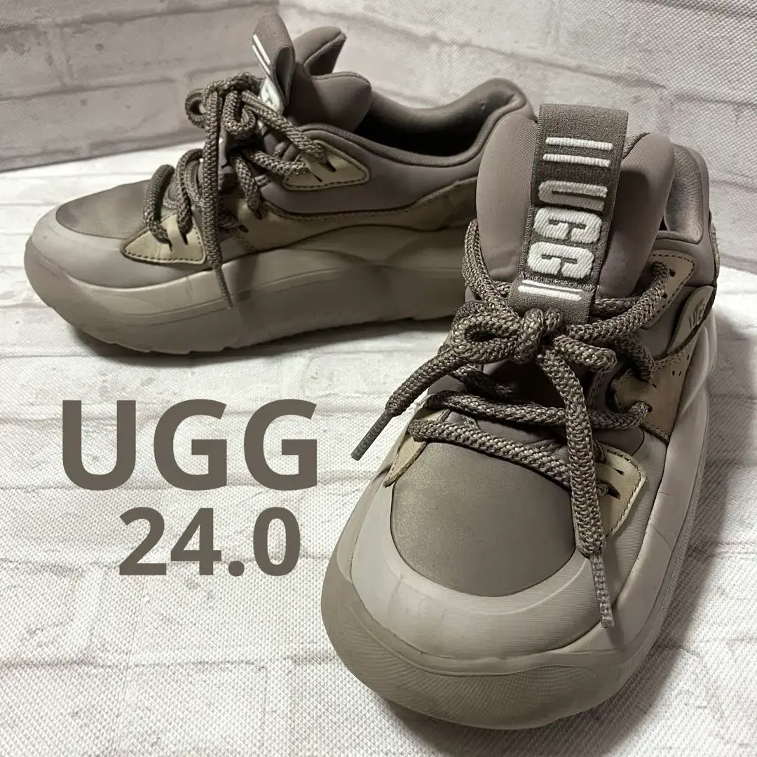 2025年最新】UGG la cloud laceの人気アイテム - メルカリ