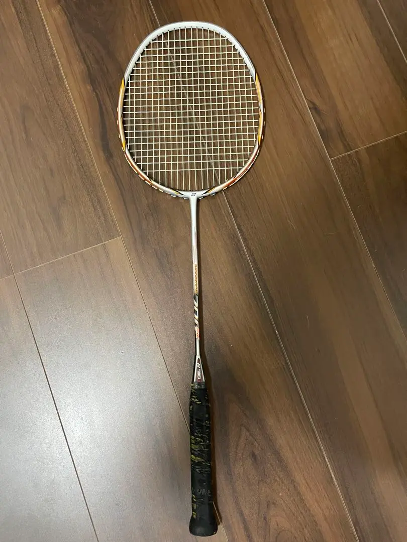 NANORAY700FX 4UG5 ナノレイ700FX Yonex NanoRay 700FX (Flexible) White High Red Badminton Racket