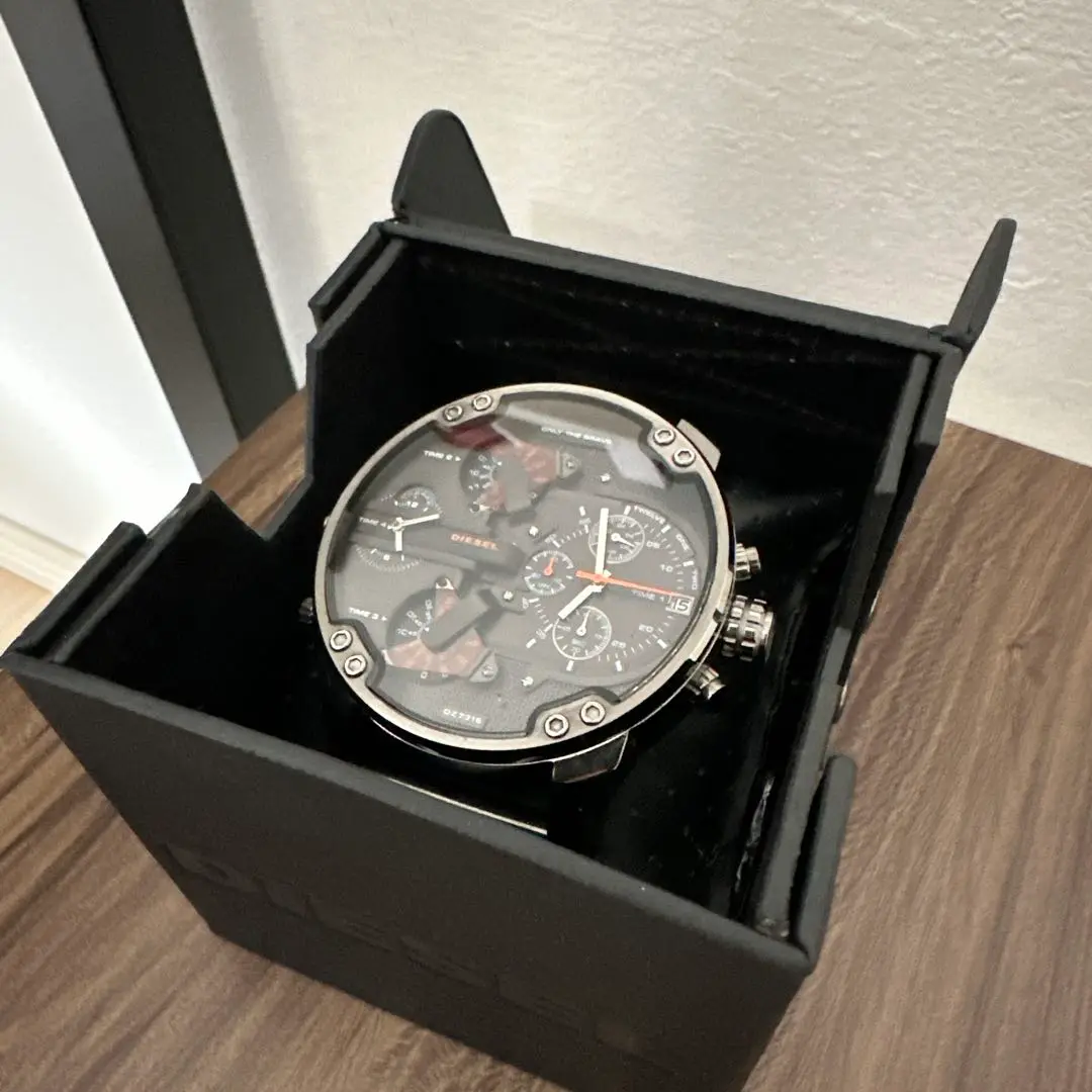 DIESEL　DZ7315 未使用新品☆腕時計　ディーゼル Amazon.co.jp: DZ7315 / ORIGINAL DIESEL WATCHES Sold by 100