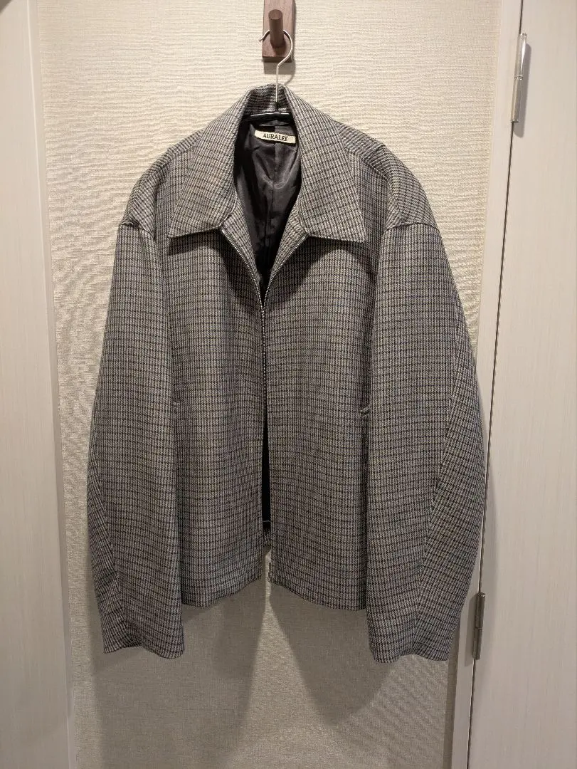 AURALEE 雙面格紋拉鍊外套 的縮圖