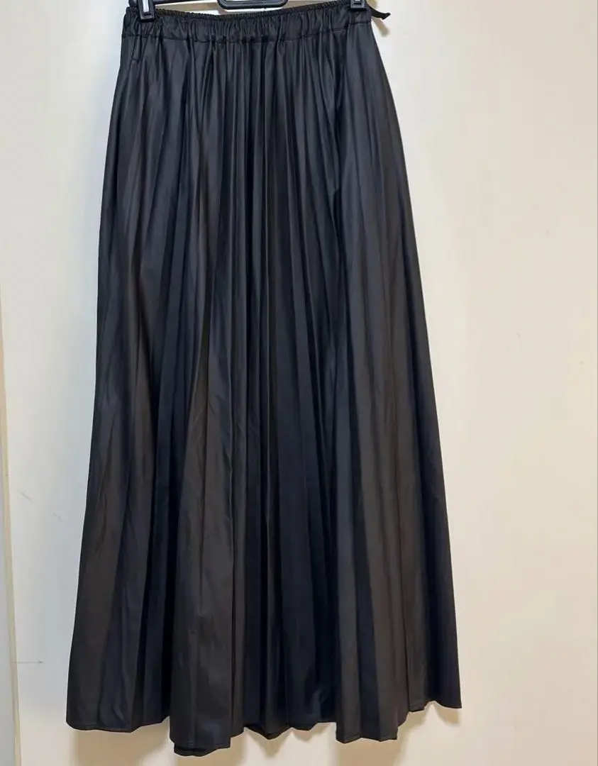 黑色百褶長裙 鬆緊腰 的縮圖