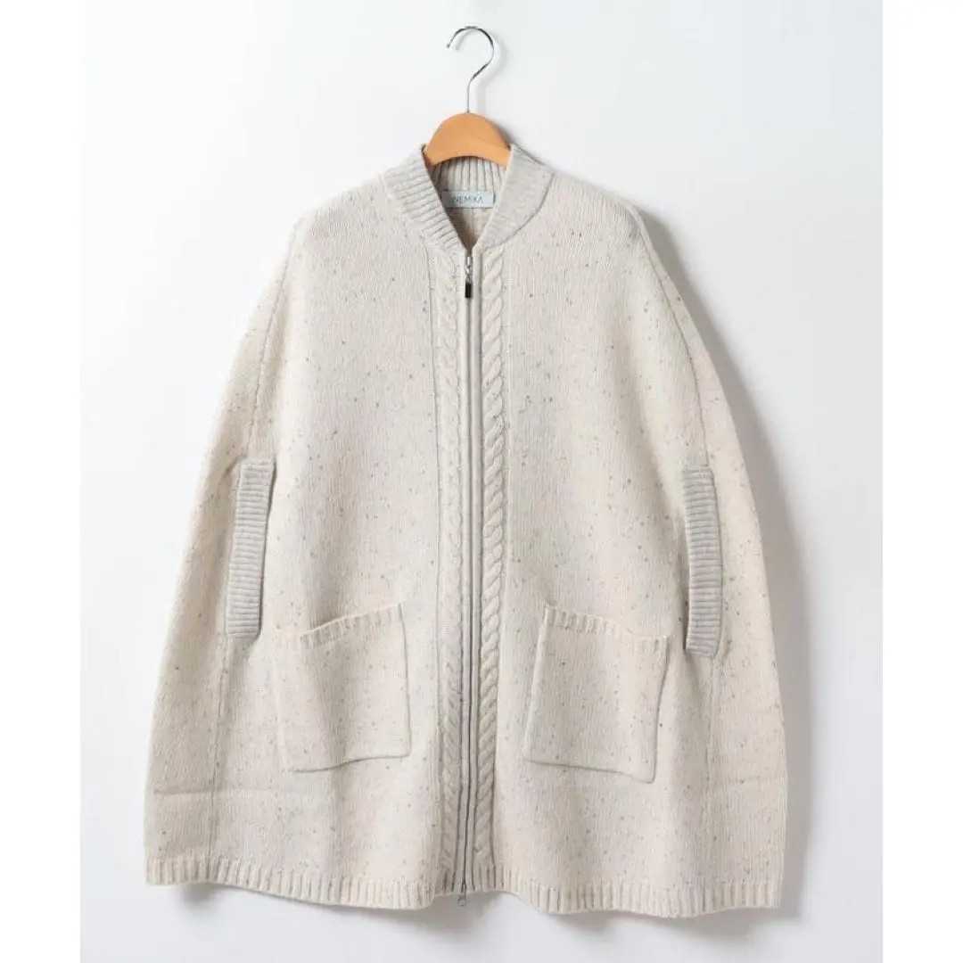 【美品】NEMIKA / Leilianニット ケープコート ポンチョ マント 美品】NEMIKA / Leilianニット ケープコート ポンチョ マント
