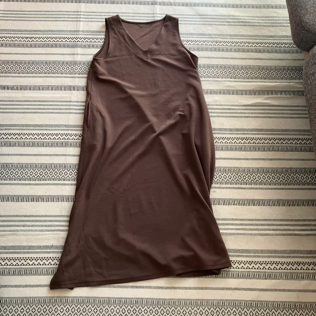 Thumbnail of Brown Sleeveless Cut and Sew Dress M