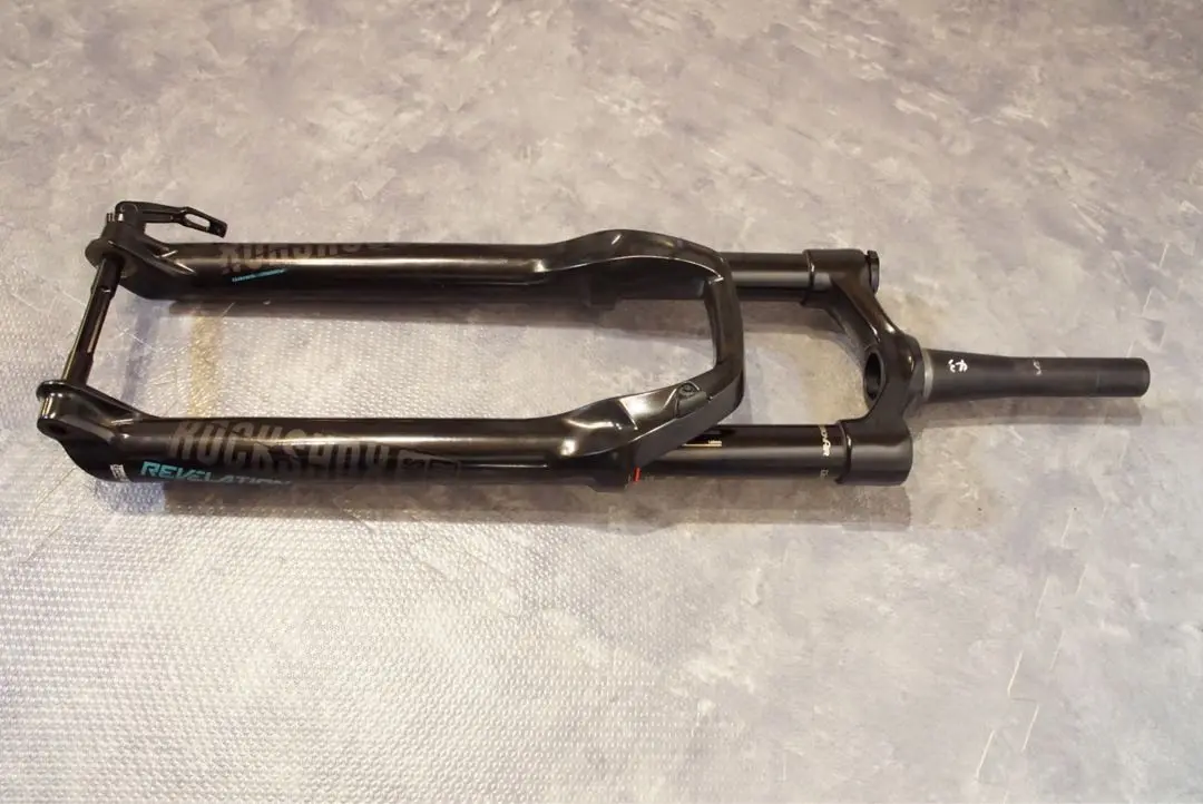 2025年最新】RockShox revelationの人気アイテム - メルカリ