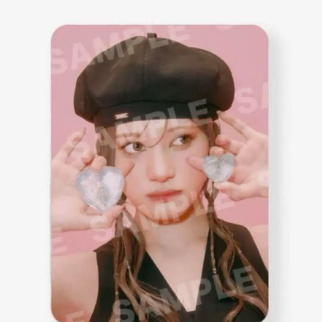 Thumbnail of Anonymous Delivery: "Nina" NiziU Photo Pin Badge / Pinback Button